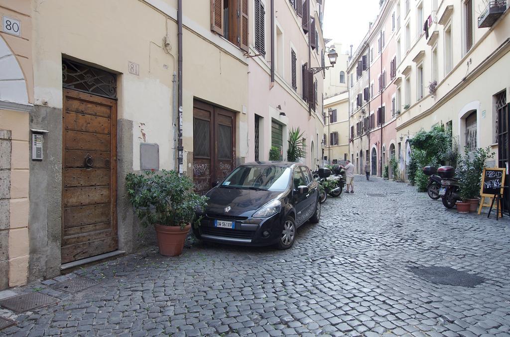 Апартаменты Vacanze Romane Centro Storico Trastevere Номер фото