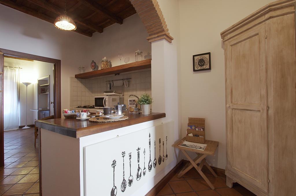 Апартаменты Vacanze Romane Centro Storico Trastevere Номер фото